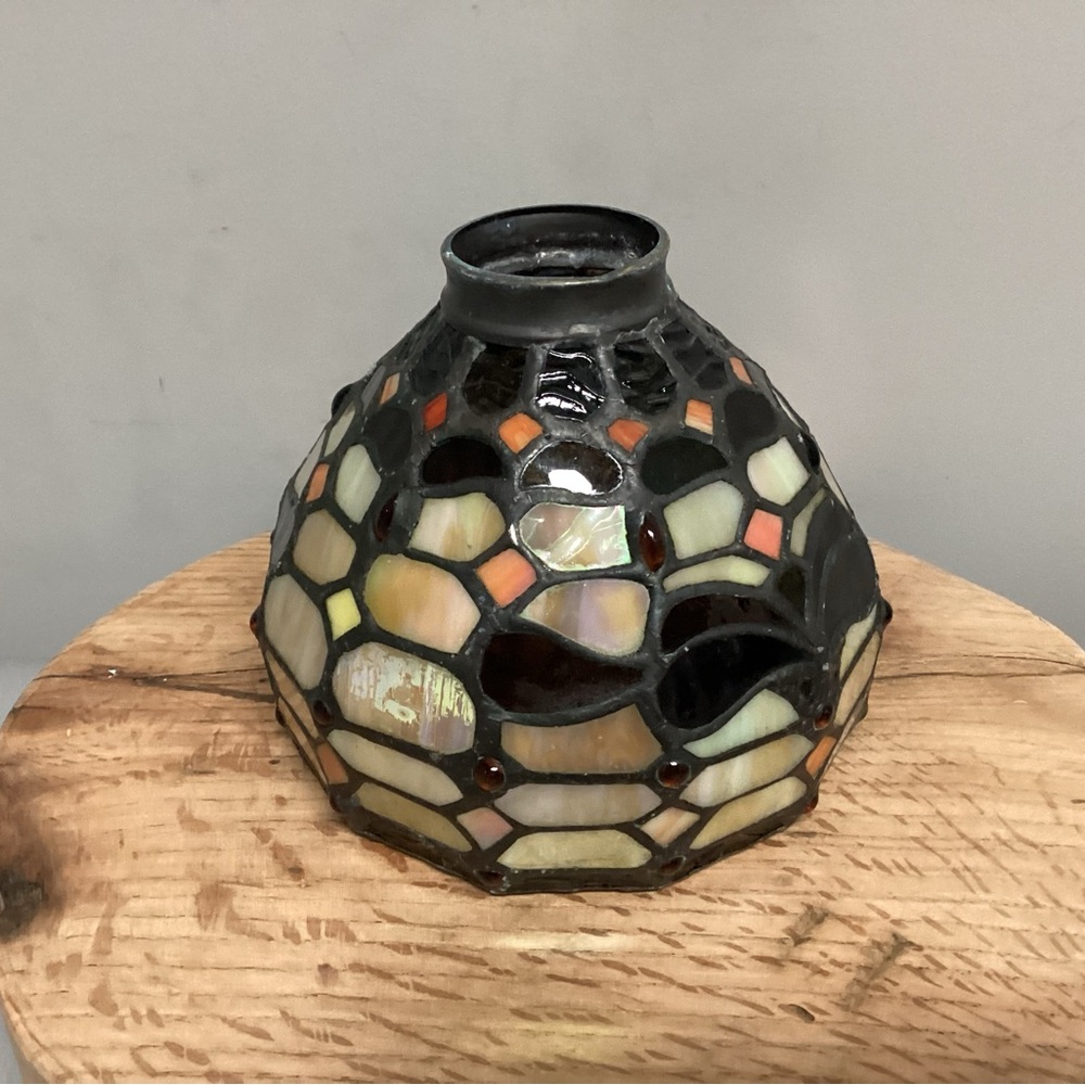🟠 Beautiful Tiffany Style Stained Glass & Lead Joints Lamp Shade - Home Decor - Picture 3 of 16